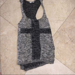 Knitted cross top